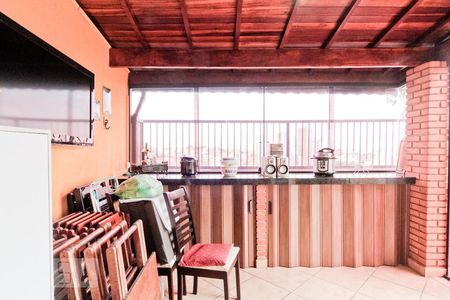 Apartamento à venda com 105m², 2 quartos e 2 vagasCobertura