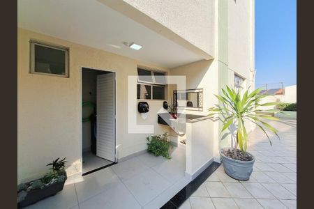 Apartamento à venda com 105m², 2 quartos e 2 vagasBanheiro Área Comum