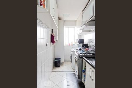 Apartamento à venda com 105m², 2 quartos e 2 vagasCozinha