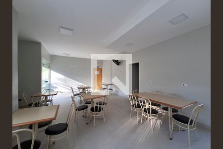 Apartamento à venda com 105m², 2 quartos e 2 vagasÁrea comum - Salão de festas