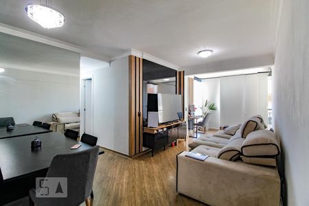 Sala de apartamento para alugar com 3 quartos, 76m² em Picanço, Guarulhos