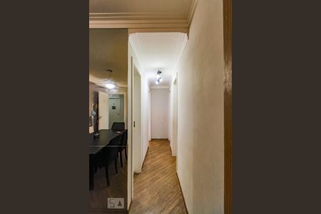 Corredor de apartamento para alugar com 3 quartos, 76m² em Picanço, Guarulhos