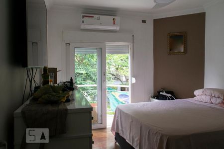 Casa à venda com 600m², 4 quartos e 4 vagas Casa à venda com 600m², 4 quartos e 4 vagasQUARTO 4 SUITE