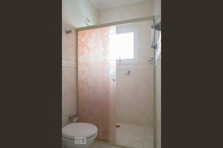 Casa à venda com 600m², 4 quartos e 4 vagas Casa à venda com 600m², 4 quartos e 4 vagasBANHEIRO SUITE 2