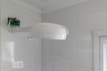 Apartamento à venda com 81m², 3 quartos e 1 vaga Apartamento à venda com 81m², 3 quartos e 1 vagaChuveiro