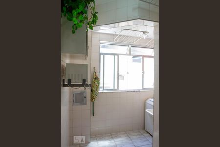 Apartamento à venda com 98m², 3 quartos e sem vaga Apartamento à venda com 98m², 3 quartos e sem vagaÁrea de Serviço