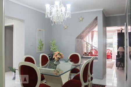 Casa à venda com 210m², 3 quartos e 2 vagas Casa à venda com 210m², 3 quartos e 2 vagasSala 2