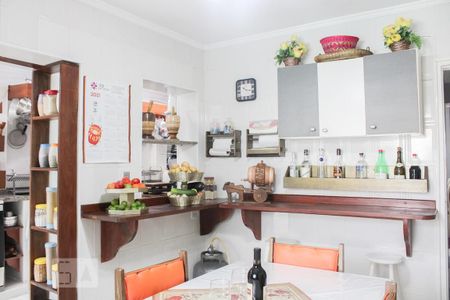 Casa à venda com 210m², 3 quartos e 2 vagas Casa à venda com 210m², 3 quartos e 2 vagasCozinha