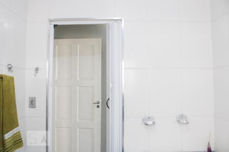Casa à venda com 210m², 3 quartos e 2 vagas Casa à venda com 210m², 3 quartos e 2 vagasQuarto 3 - Banheiro