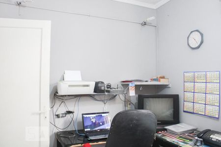 Casa à venda com 210m², 3 quartos e 2 vagas Casa à venda com 210m², 3 quartos e 2 vagasQuarto 1