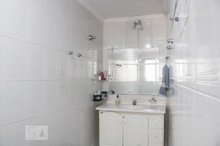 Casa à venda com 210m², 3 quartos e 2 vagas Casa à venda com 210m², 3 quartos e 2 vagasQuarto 2 - Banheiro