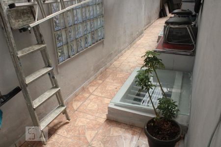 Casa à venda com 210m², 3 quartos e 2 vagas Casa à venda com 210m², 3 quartos e 2 vagasÁrea Externa