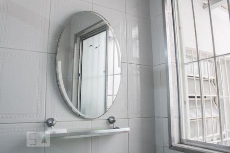 Casa à venda com 210m², 3 quartos e 2 vagas Casa à venda com 210m², 3 quartos e 2 vagasQuarto 2 - Banheiro