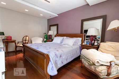 Casa à venda com 380m², 3 quartos e 2 vagasSuíte 3