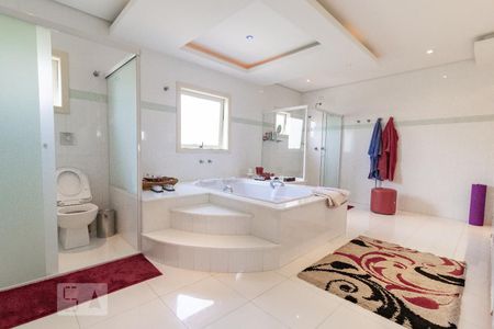 Casa à venda com 380m², 3 quartos e 2 vagasBanheiro da Suíte 3