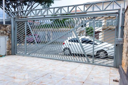 Casa à venda com 115m², 3 quartos e 3 vagasGaragem