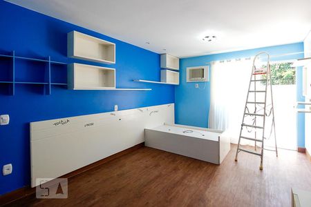 Casa de condomínio para alugar com 540m², 5 quartos e 5 vagas Casa de condomínio para alugar com 540m², 5 quartos e 5 vagasQuarto