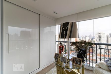 Apartamento à venda com 170m², 3 quartos e 5 vagas Apartamento à venda com 170m², 3 quartos e 5 vagasVaranda da Suíte Master