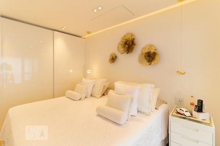 Apartamento à venda com 170m², 3 quartos e 5 vagas Apartamento à venda com 170m², 3 quartos e 5 vagasSuíte Master
