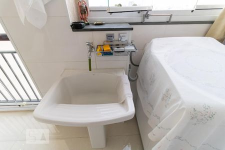 Apartamento à venda com 170m², 3 quartos e 5 vagas Apartamento à venda com 170m², 3 quartos e 5 vagasLavanderia