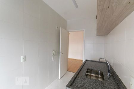 Apartamento para alugar com 70m², 2 quartos e 2 vagas Apartamento para alugar com 70m², 2 quartos e 2 vagasCozinha