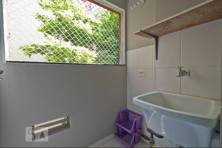 Apartamento para alugar com 43m², 2 quartos e sem vaga Apartamento para alugar com 43m², 2 quartos e sem vagaLavanderia