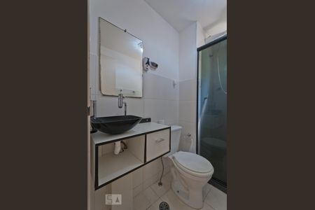 Apartamento para alugar com 43m², 2 quartos e sem vaga Apartamento para alugar com 43m², 2 quartos e sem vagaBanheiro