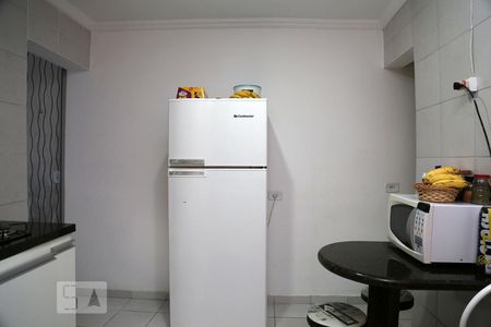 Cozinha de casa para alugar com 1 quarto, 39m² em Cidade Intercap, Taboão da Serra