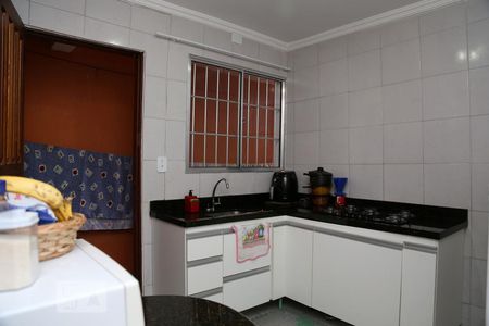 Cozinha de casa para alugar com 1 quarto, 39m² em Cidade Intercap, Taboão da Serra