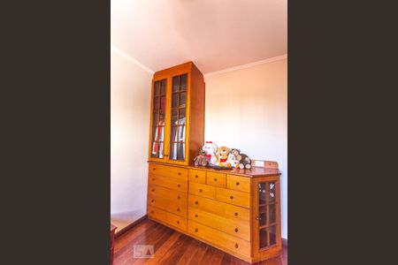 Casa à venda com 230m², 3 quartos e 3 vagasArmário