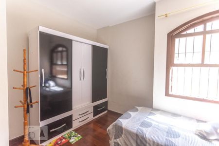 Casa à venda com 230m², 3 quartos e 3 vagasQuarto