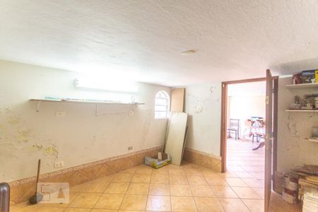 Casa à venda com 230m², 3 quartos e 3 vagasPorão