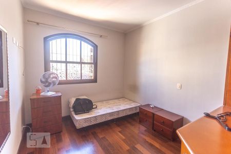 Casa à venda com 230m², 3 quartos e 3 vagasSuíte 1