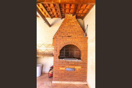 Casa à venda com 230m², 3 quartos e 3 vagasChurrasqueira