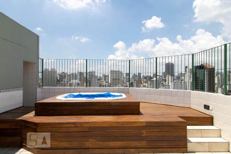 Apartamento à venda com 36m², 1 quarto e 1 vagaPiscina