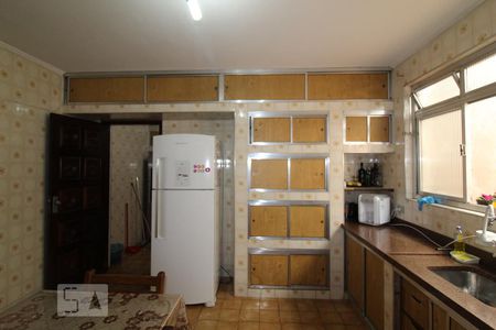 Casa à venda com 300m², 3 quartos e 2 vagasCozinha