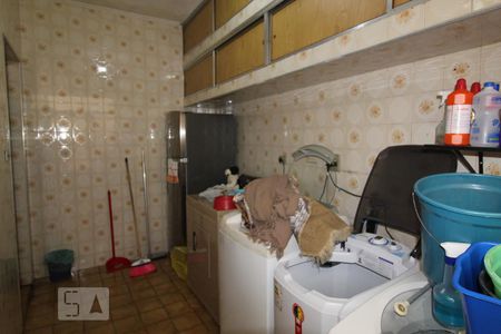 Casa à venda com 300m², 3 quartos e 2 vagasÁrea de Serviço