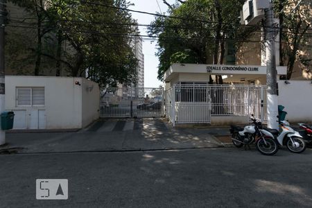 Apartamento para alugar com 63m², 3 quartos e 1 vagaFachada