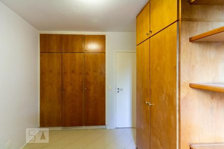 Apartamento para alugar com 90m², 3 quartos e 2 vagas Apartamento para alugar com 90m², 3 quartos e 2 vagasQuarto 2