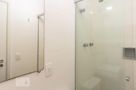 Apartamento para alugar com 90m², 3 quartos e 2 vagas Apartamento para alugar com 90m², 3 quartos e 2 vagasBanheiro