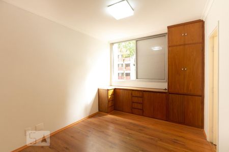 Apartamento para alugar com 90m², 3 quartos e 2 vagas Apartamento para alugar com 90m², 3 quartos e 2 vagassuite