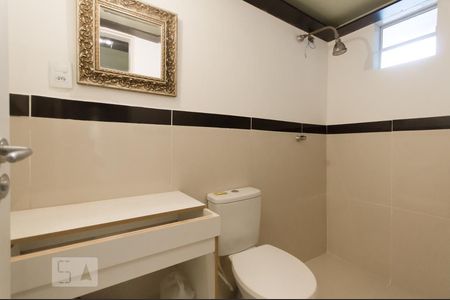 Apartamento à venda com 300m², 3 quartos e sem vaga Apartamento à venda com 300m², 3 quartos e sem vagaBanheiro da Suíte 2