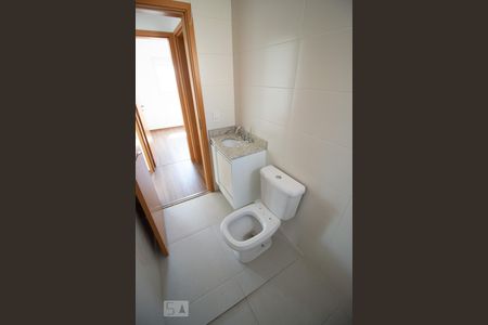 Apartamento para alugar com 54m², 2 quartos e 2 vagas Apartamento para alugar com 54m², 2 quartos e 2 vagasBanheiro