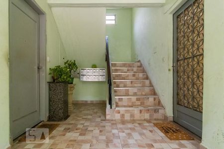 Apartamento à venda com 64m², 3 quartos e sem vaga Apartamento à venda com 64m², 3 quartos e sem vagaHall de Entrada