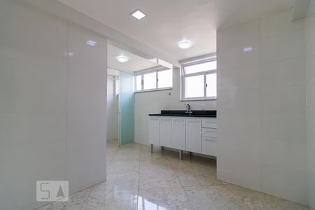 Apartamento à venda com 64m², 3 quartos e sem vaga Apartamento à venda com 64m², 3 quartos e sem vagaCozinha