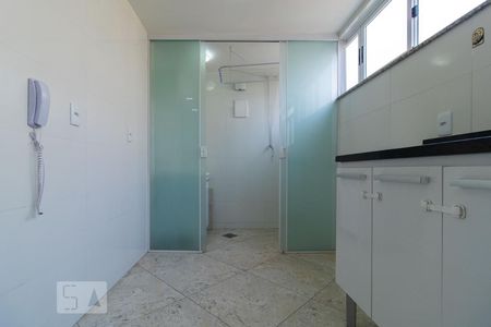 Apartamento à venda com 64m², 3 quartos e sem vaga Apartamento à venda com 64m², 3 quartos e sem vagaCozinha