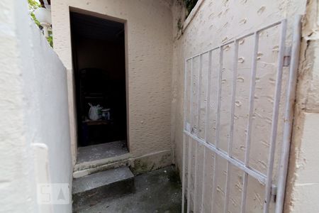 Casa à venda com 270m², 5 quartos e 1 vaga Casa à venda com 270m², 5 quartos e 1 vagaCanil