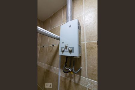 Casa à venda com 270m², 5 quartos e 1 vaga Casa à venda com 270m², 5 quartos e 1 vagaAquecedor