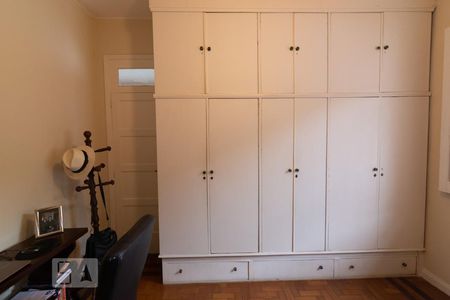 Casa à venda com 270m², 5 quartos e 1 vaga Casa à venda com 270m², 5 quartos e 1 vagaQuarto 3