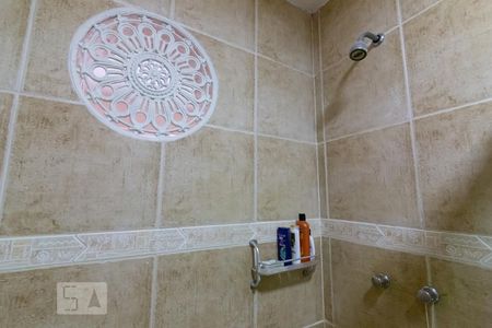 Casa à venda com 270m², 5 quartos e 1 vaga Casa à venda com 270m², 5 quartos e 1 vagaBanheiro da Suíte